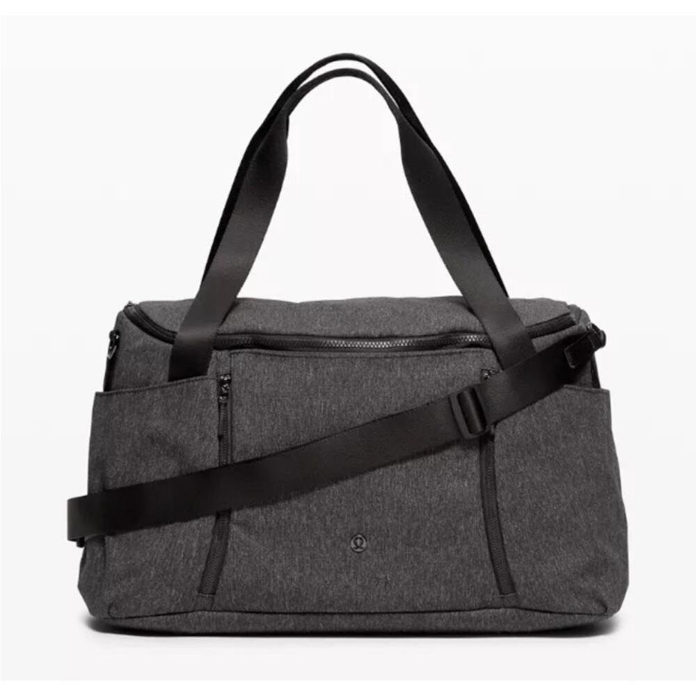 Lululemon Define Duffel Bag - Heathered Black -
W9CU1S 31L